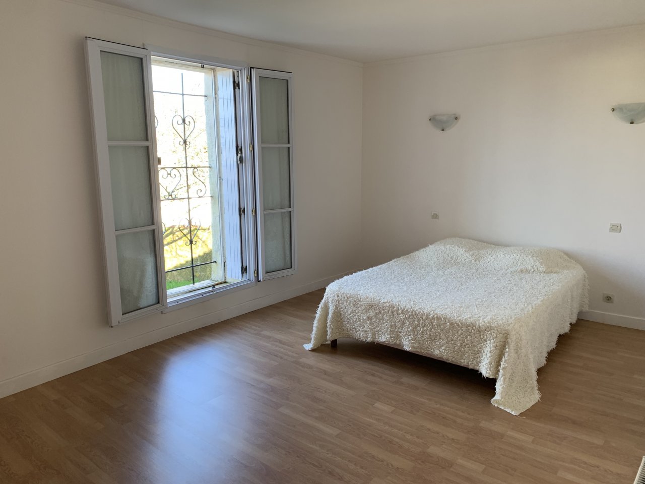 Maison 5 Pièce(s) LONGEVILLE-SUR-MER - Photo 9