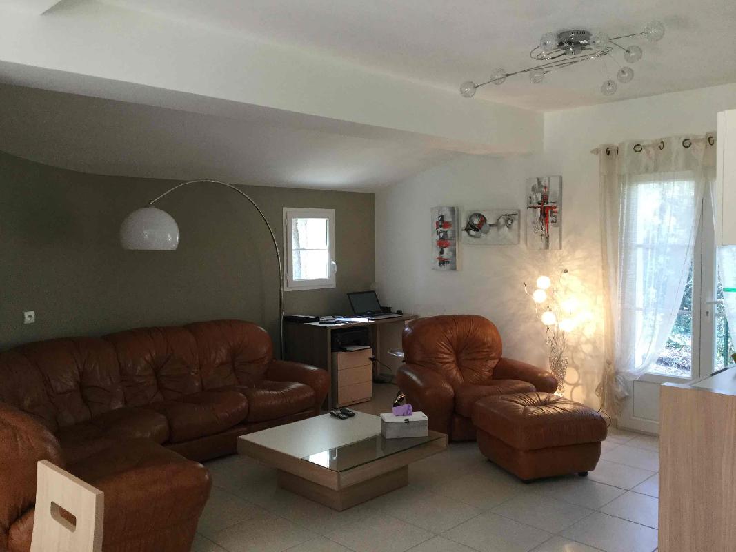 Maison 5 Pièce(s) LONGEVILLE-SUR-MER - Photo 5
