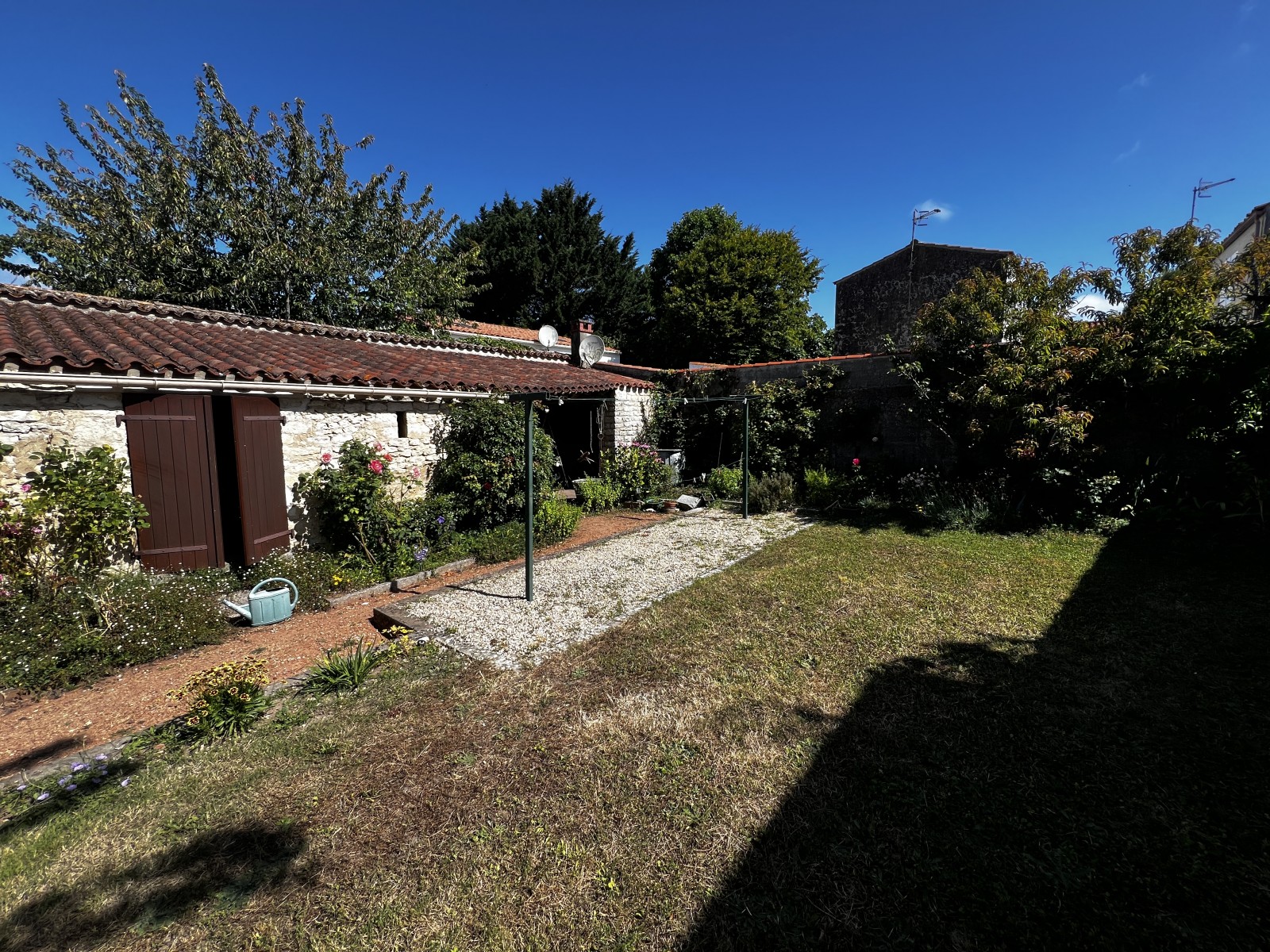 Maison 5 Pièce(s) LONGEVILLE-SUR-MER - Photo 4
