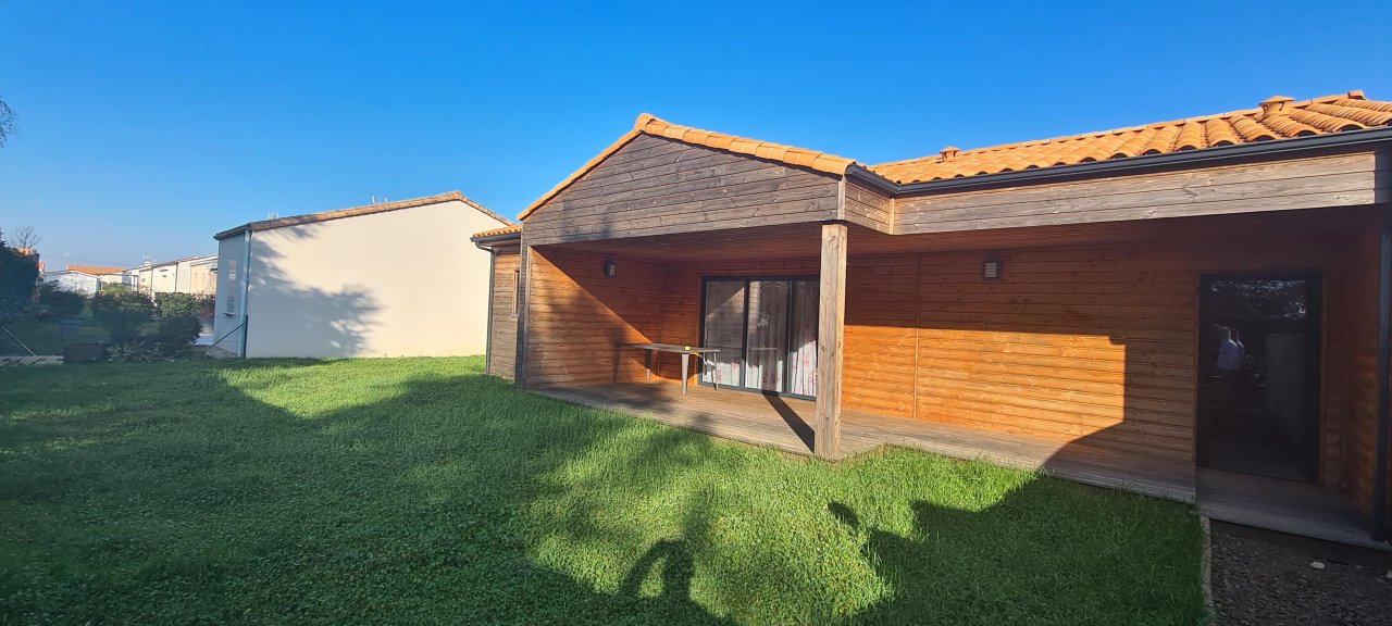 Maison 3 Pièce(s) LONGEVILLE-SUR-MER