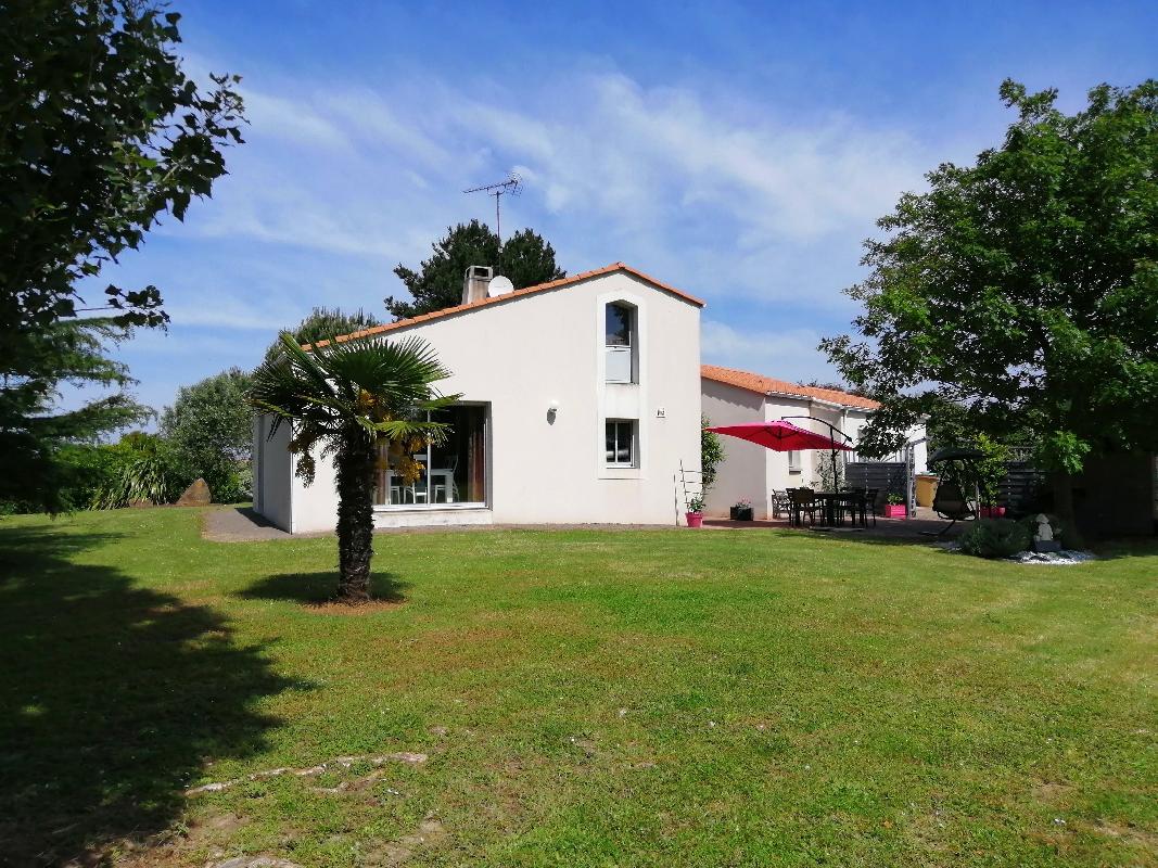 Maison 4 Pièce(s) LONGEVILLE-SUR-MER - Photo 8