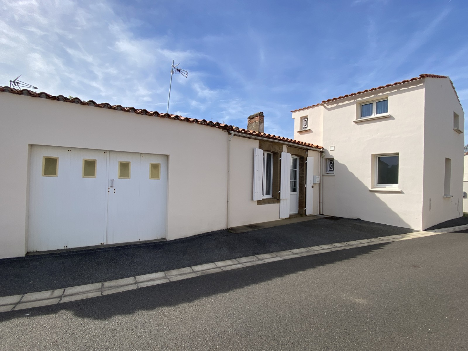 Maison 5 Pièce(s) JARD-SUR-MER - Photo 1