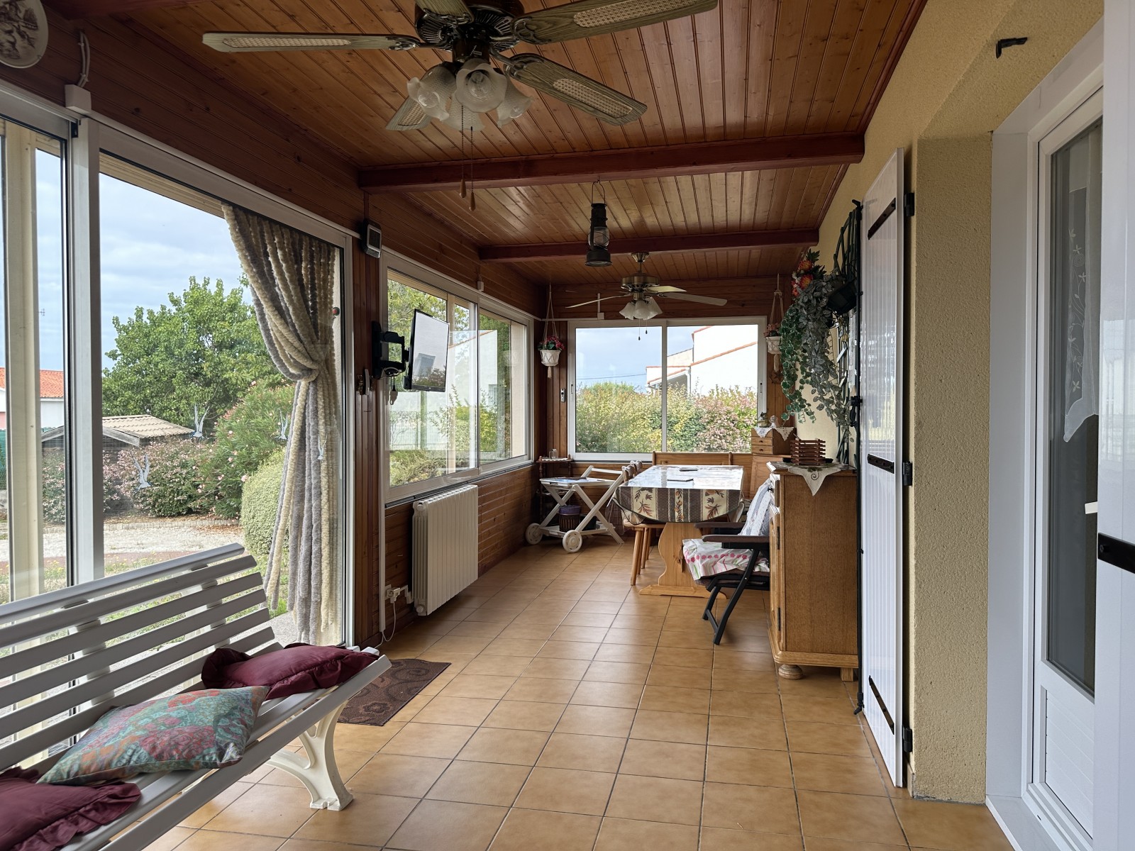 Maison 6 Pièce(s) LONGEVILLE-SUR-MER - Photo 4