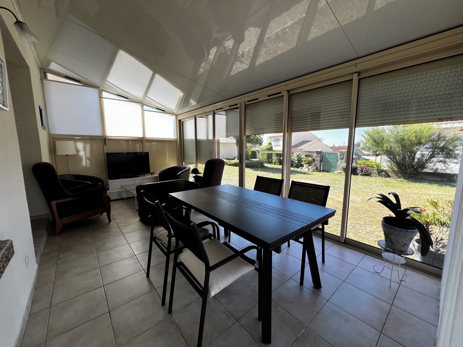 Maison 5 Pièce(s) LONGEVILLE-SUR-MER - Photo 3