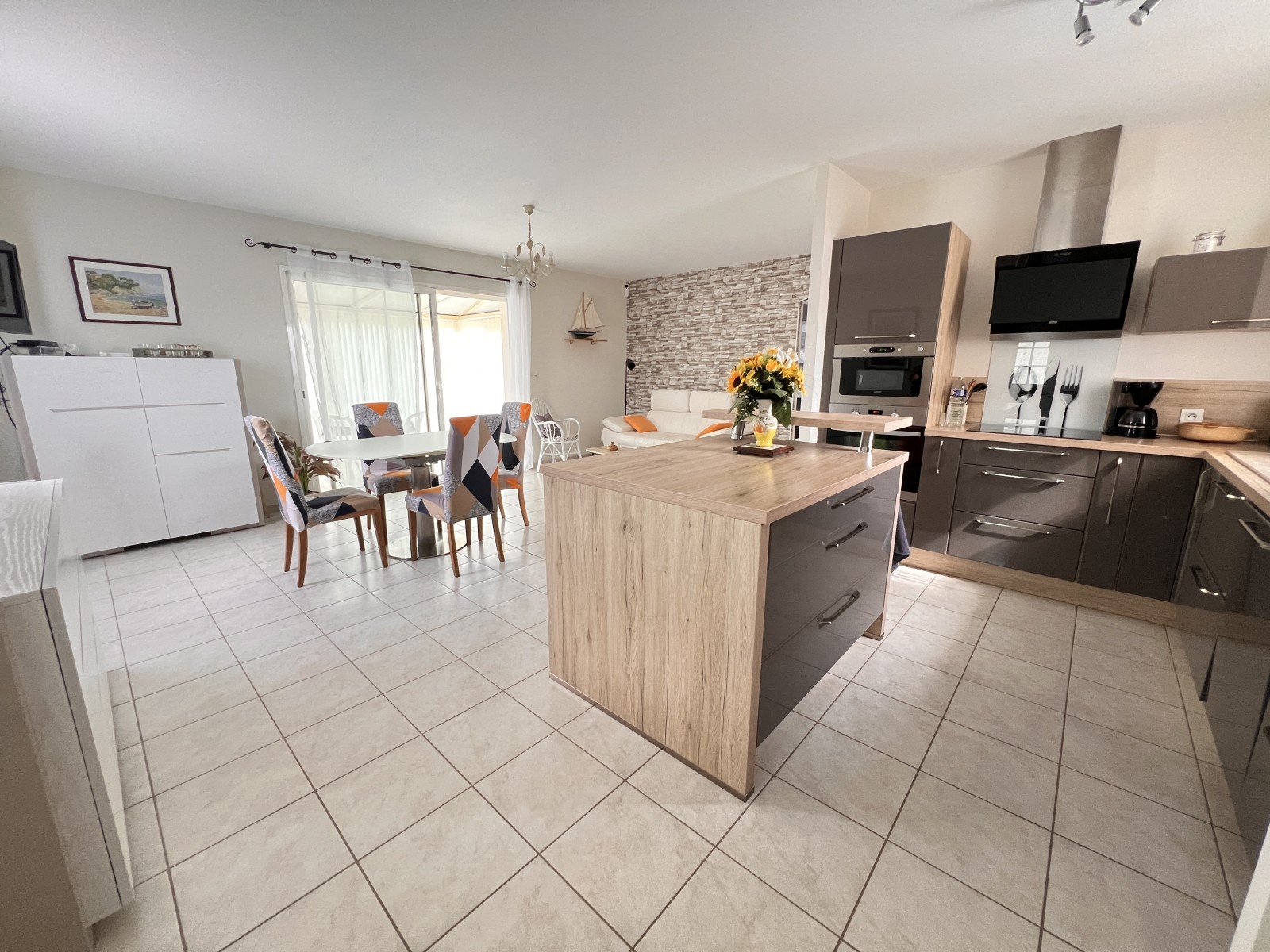 Maison 4 Pièce(s) LONGEVILLE-SUR-MER - Photo 2