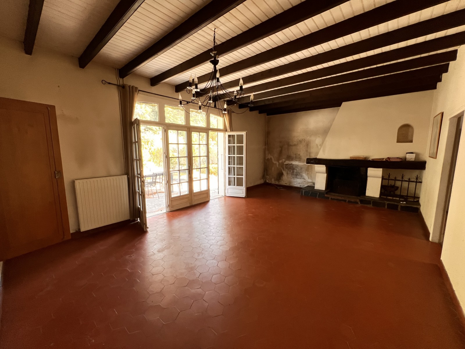 Maison 7 Pièce(s) LONGEVILLE-SUR-MER - Photo 2