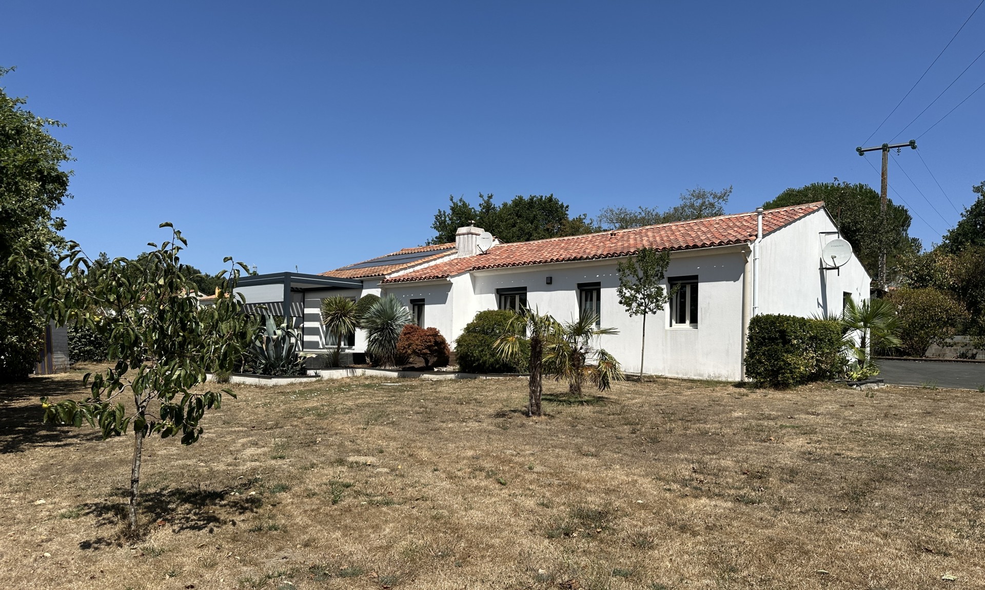 Maison 6 Pièce(s) SAINT-AVAUGOURD-DES-LANDES - Photo 1